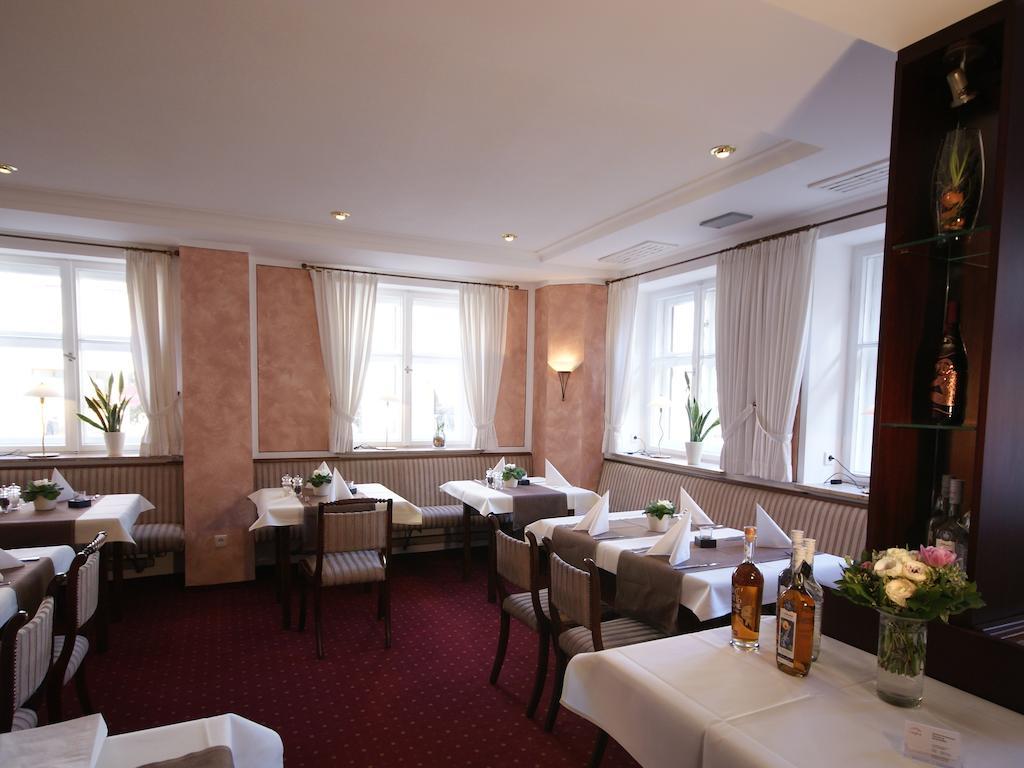 Hotel Eisenkrug 3*